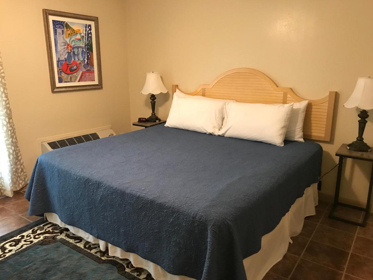 Kelinci Spa Bed & Breakfast Long Beach Exterior photo